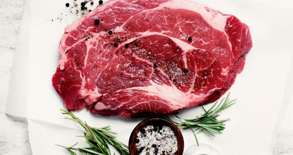 Красное мясо - запрещенный продукт в атираковой диете