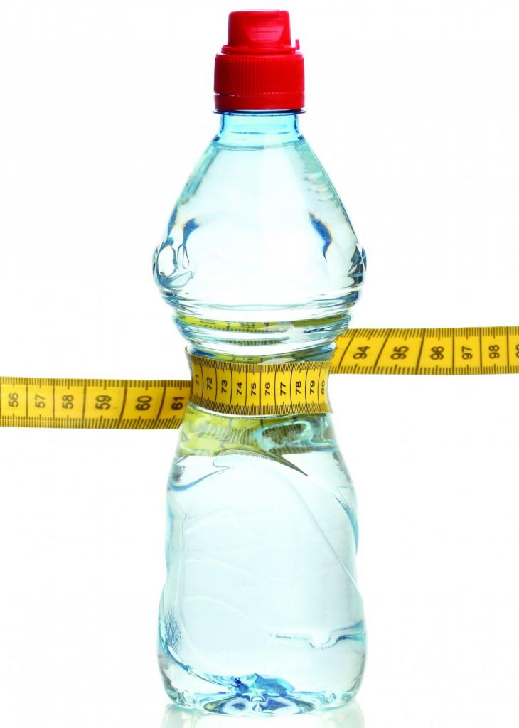 Главное условие диеты "Дженерал Моторс" - пить больше воды